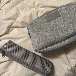 Dagne Dover Hunter large toiletry bag